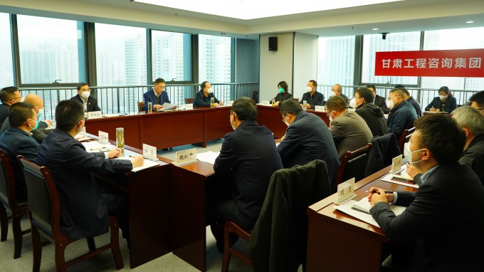 馬明在復工復產穩(wěn)增長調度會上強調：以等不起慢不得的緊迫感做實做細復工復產，以謀得實干得好的責任感統(tǒng)籌部署年底沖刺和明年重點工作
